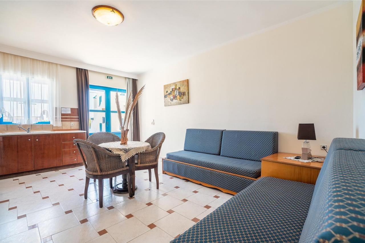 Livadia Beach Suite Exterior photo
