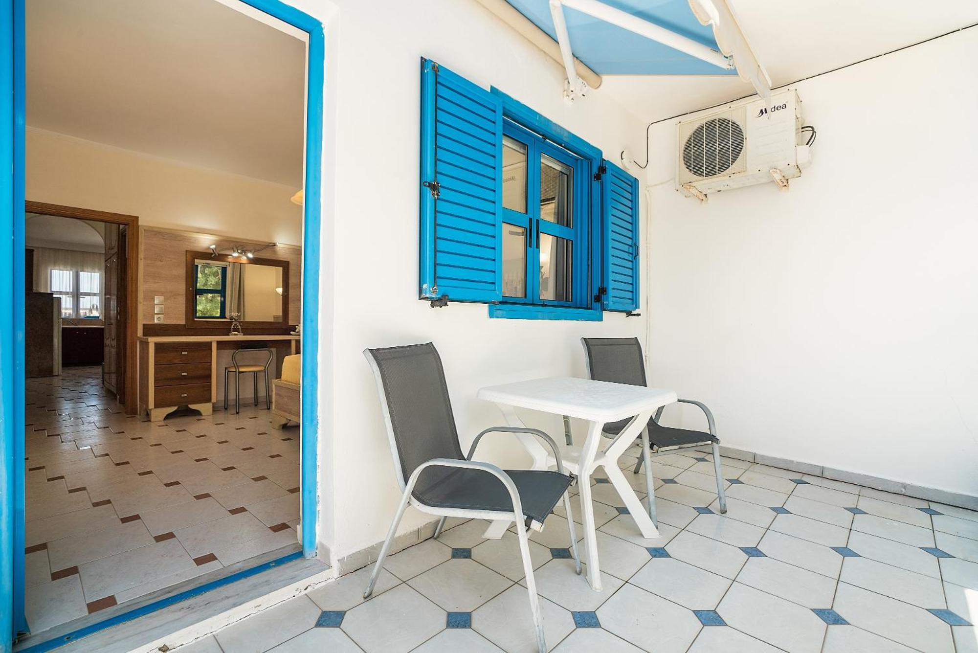 Livadia Beach Suite Exterior photo